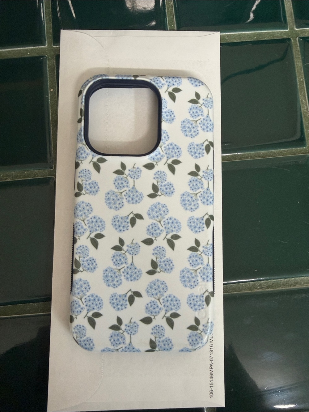 Blue Hydrangea Floral Phone Case - White & Blue for iPhone 14pro